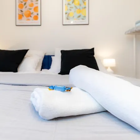 130 Qm Maisonette-penthouse - Dachterrasse Mit Exklusivem Panoramablick Apartment *