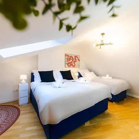 Nestup - 130 Qm Maisonette-penthouse - Dachterrasse Mit Exklusivem Panoramablick