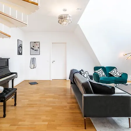 Apartment 130 Qm Maisonette-penthouse - Dachterrasse Mit Exklusivem Panoramablick