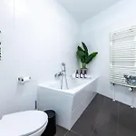Apartamento 130 Qm Maisonette-penthouse - Dachterrasse Mit Exklusivem Panoramablick *